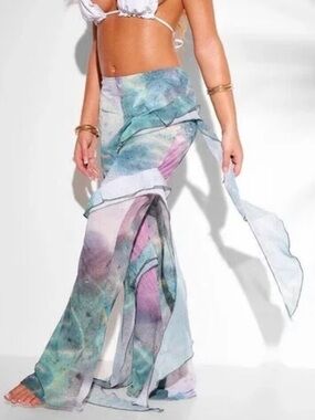 PrettyLittleThing Multi Water Print Frill Beach Trousers